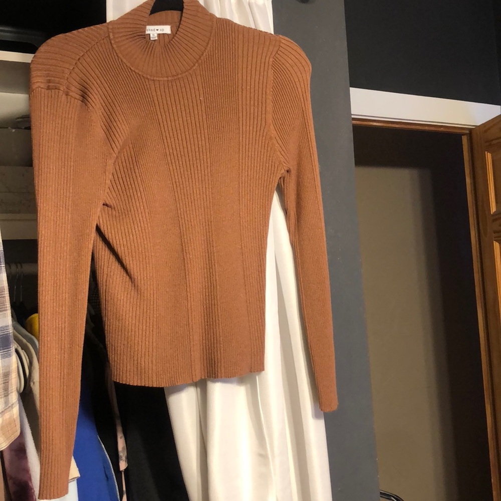 Brown fitted mock neck - Picture 1 of 2